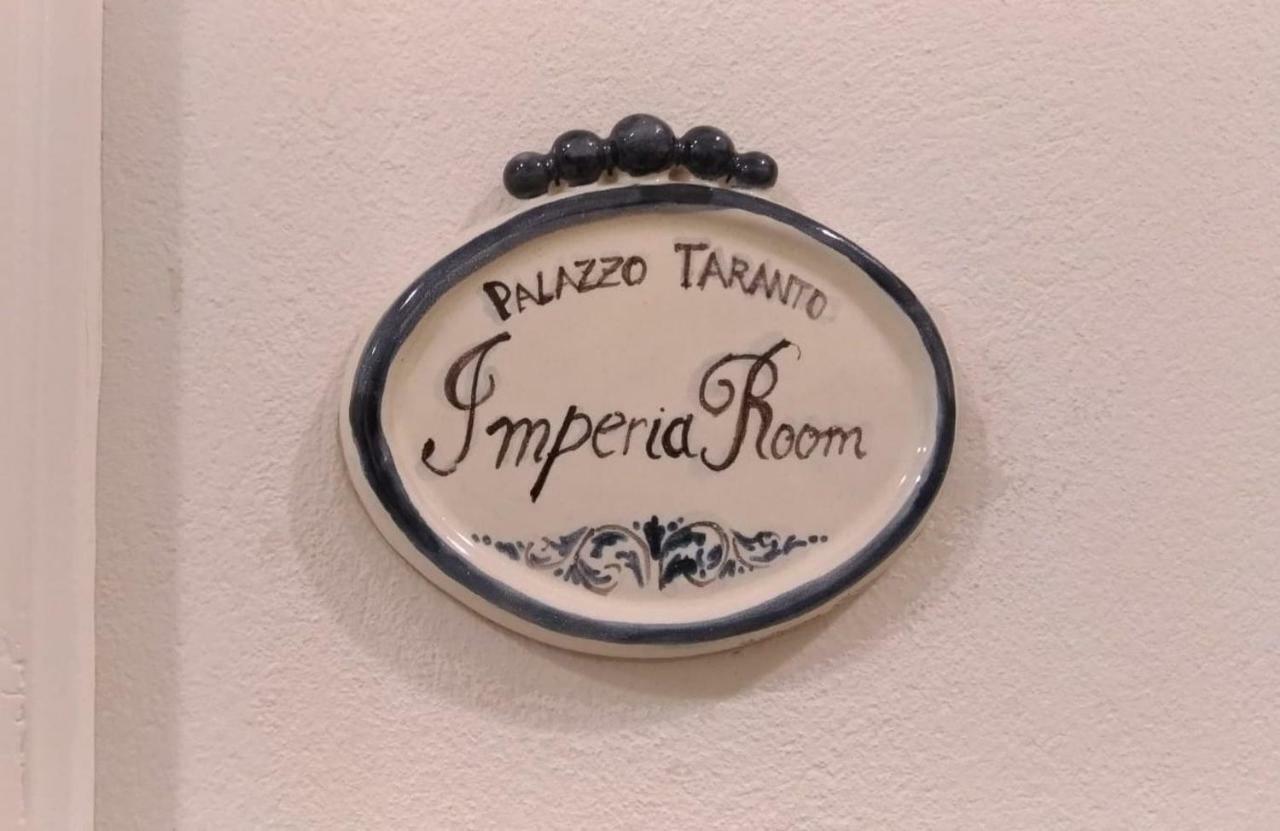 Palazzo Taranto Luxury Rooms Caltagirone Exteriör bild